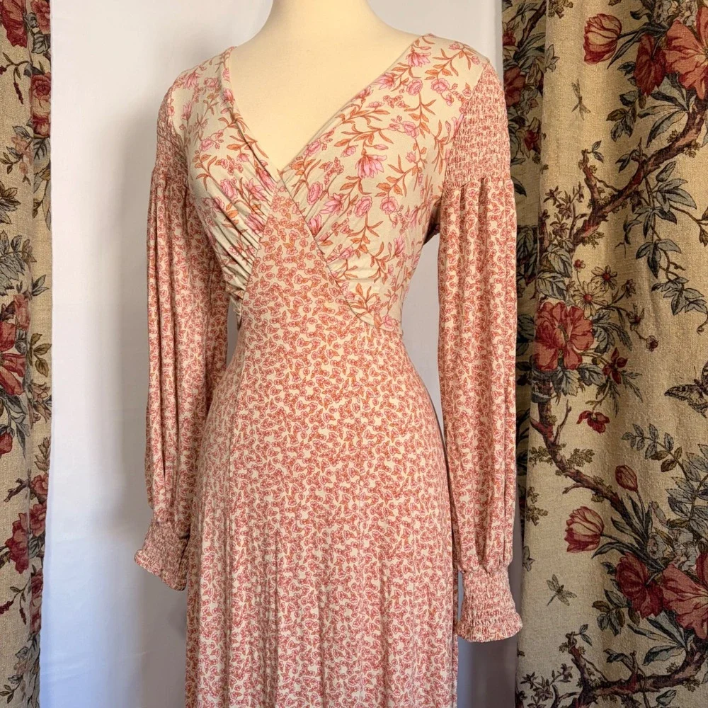 FREE PEOPLE Floral Mixed Print Maxi Dress with billowed sleeves and open back - Picture 3 of 13